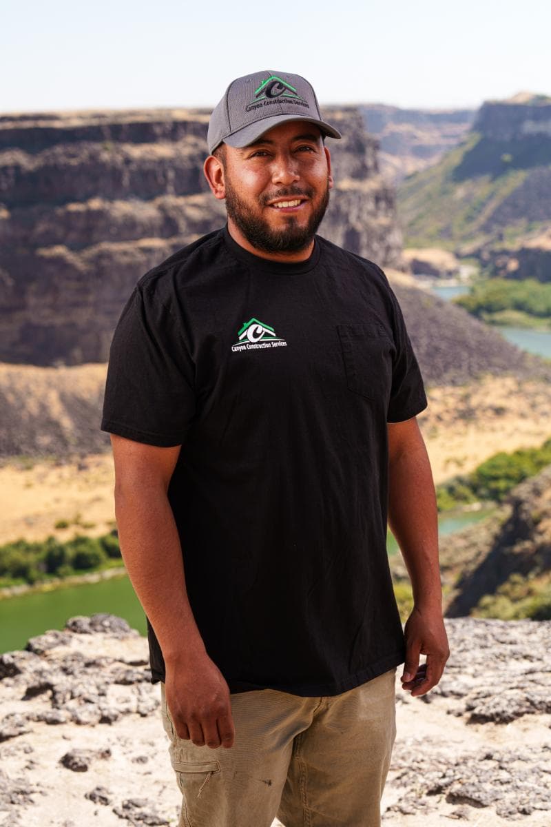 Gustavo, Canyon Construction Services team member